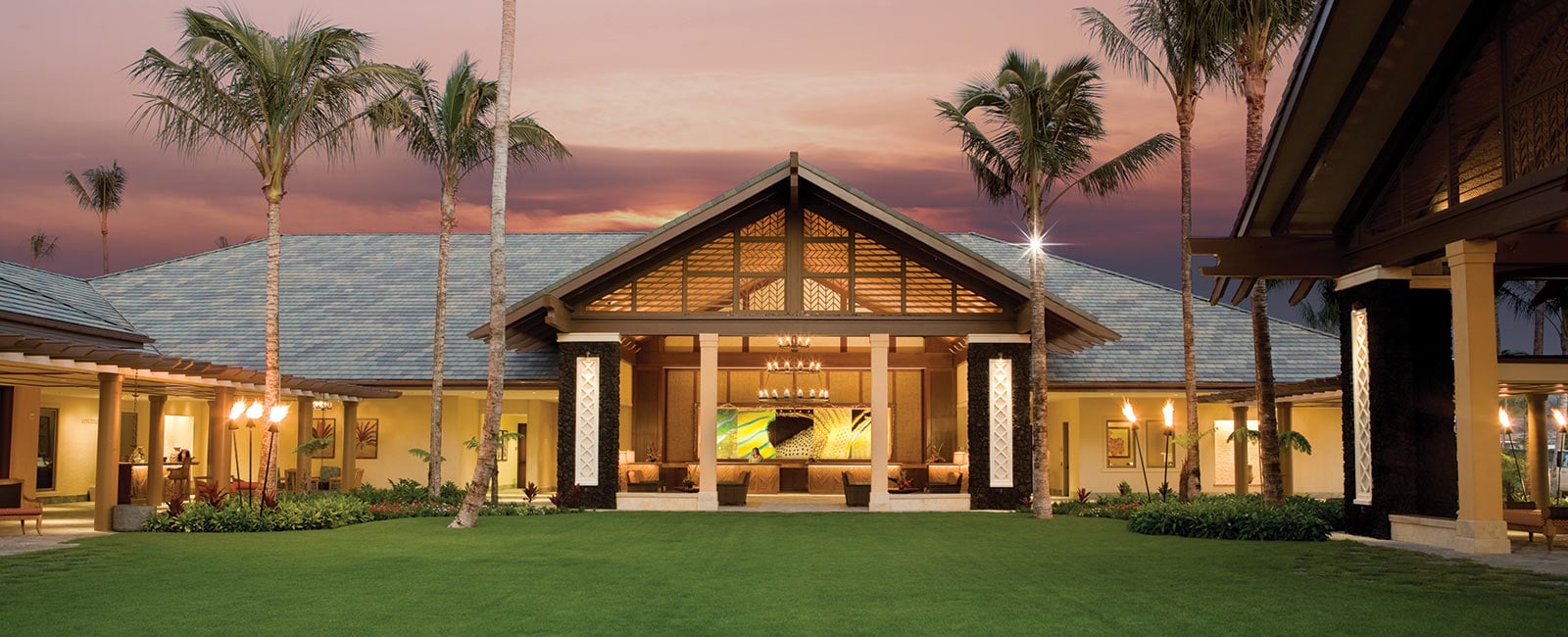 Exterior of Kings' Land Resort in Waikoloa, Hawaii